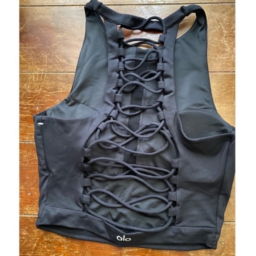 NEW Alo Movement Bra - Picture 5 of 7